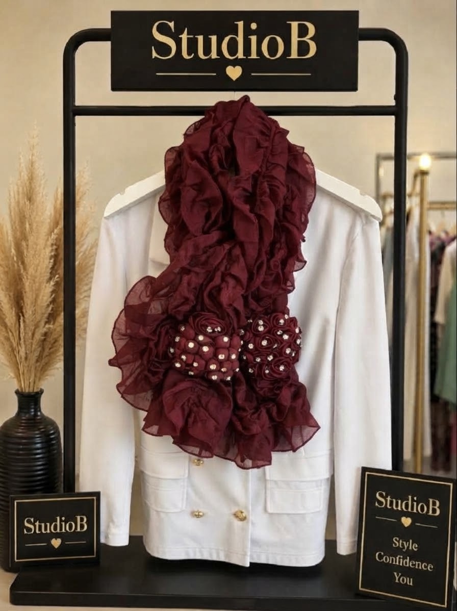 🖤✨ The Midnight Bloom Scarf