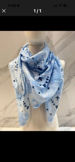 Scarf